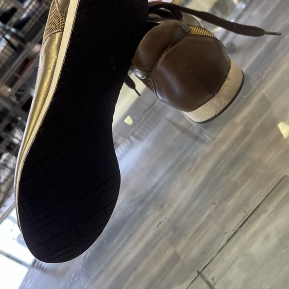 BURBERRY LONDON NOVA CHEK SHOES - Picture 9 of 9